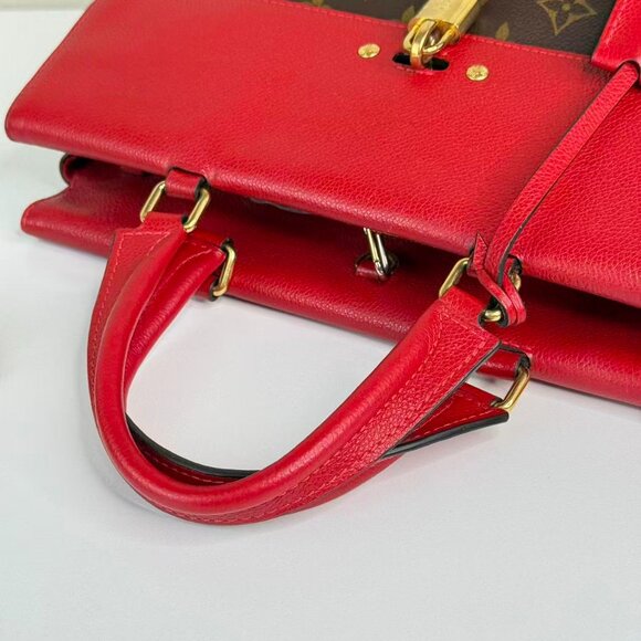 Louis Vuitton Monogram Canvas Shoulder Bag with Red Trim and Gold Lock Closure - Picture 7 of 9